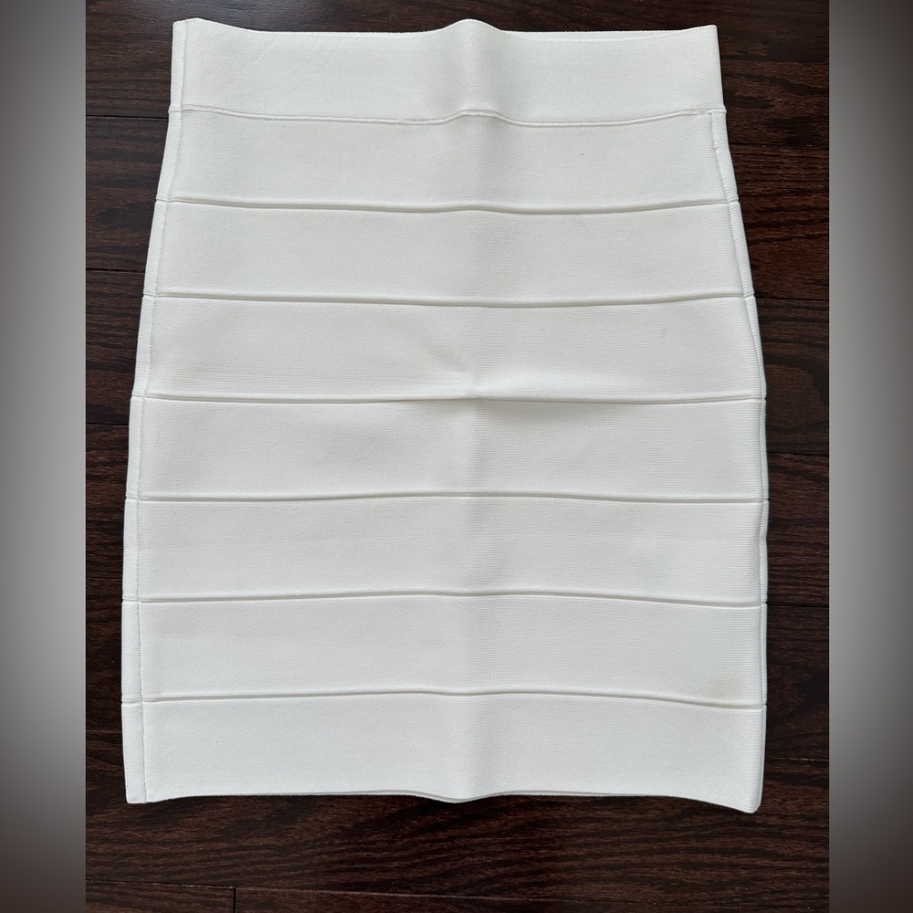 𝅺Bodycon Skirt